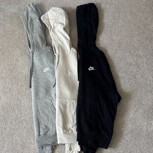 Bundle of (3) Nike hoodies